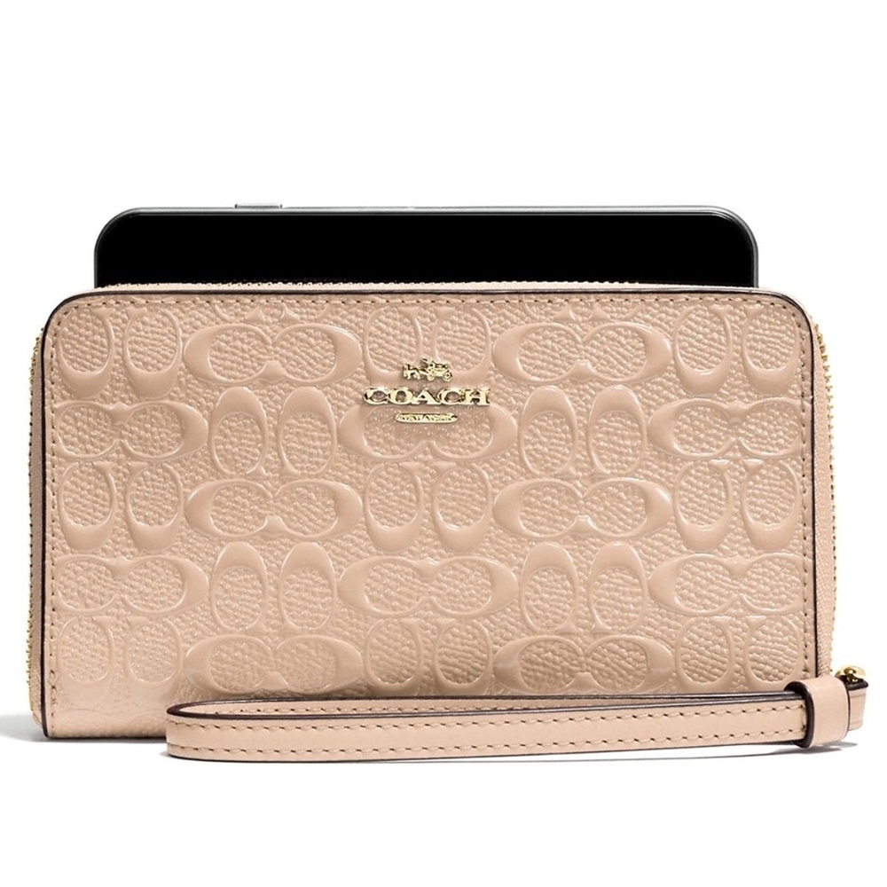 NWT Coach Phone Wallet In Signature Patent Leather